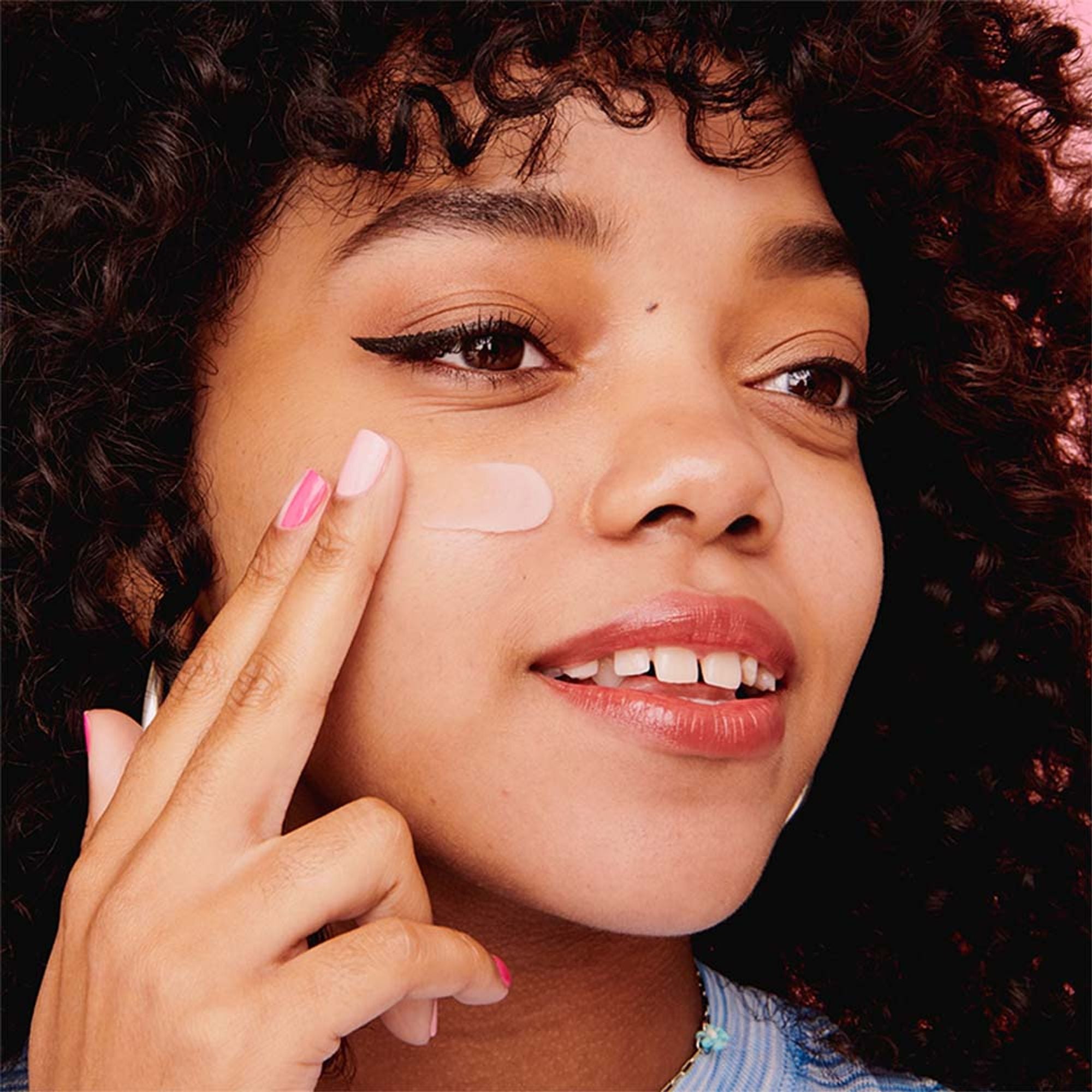 Benefit Cosmetics The Porefessional Lite Face Primer