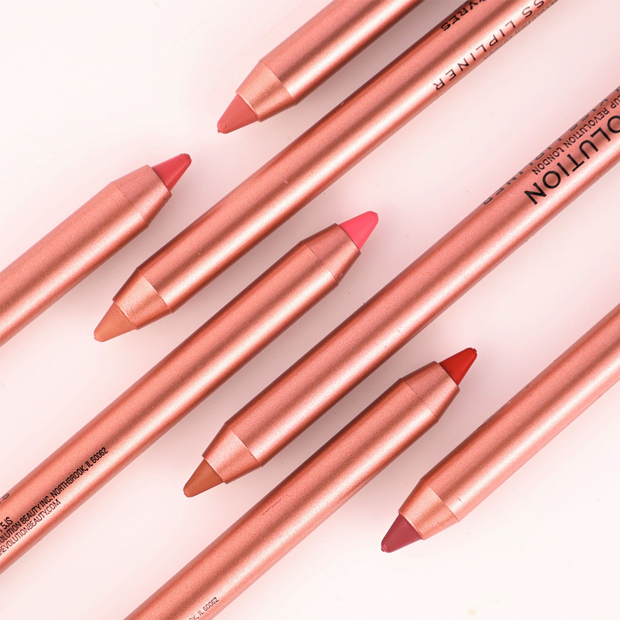 Makeup Revolution Satin Kiss Lip Liner - Fling Deep Nude