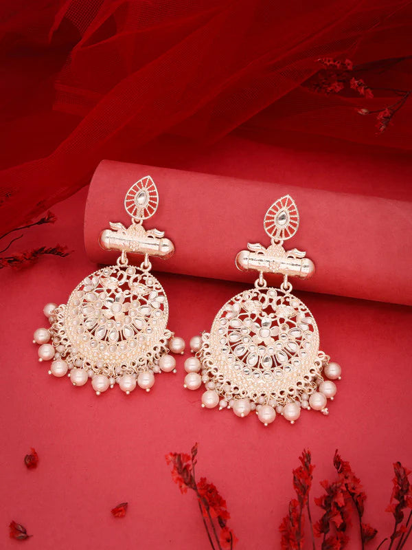 Tehzeeb Creation Fashionable gold earrings studded with kundan and pearl THZ127