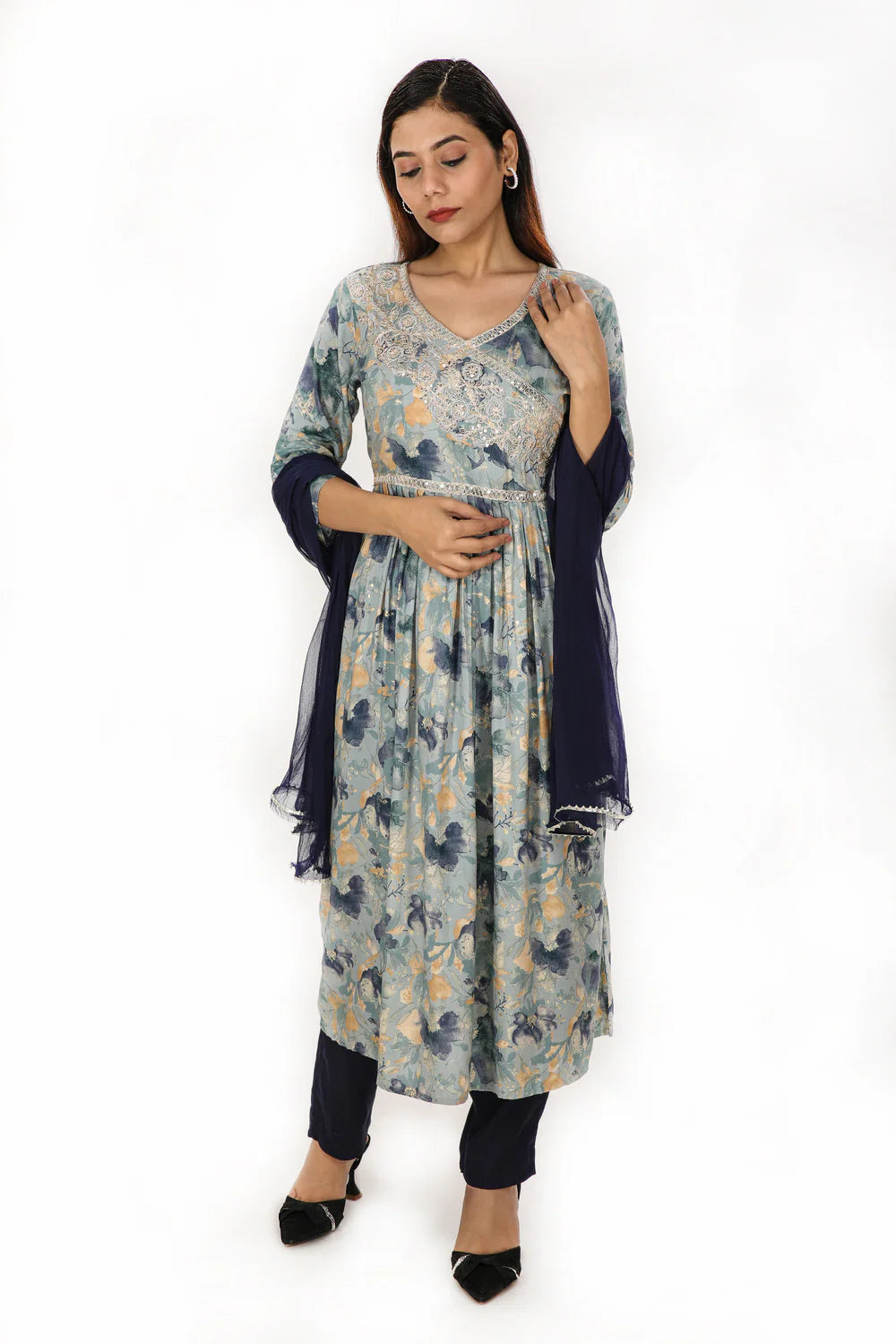 Suvesha Nyra Cut Anagrakha Suit Set - Grey