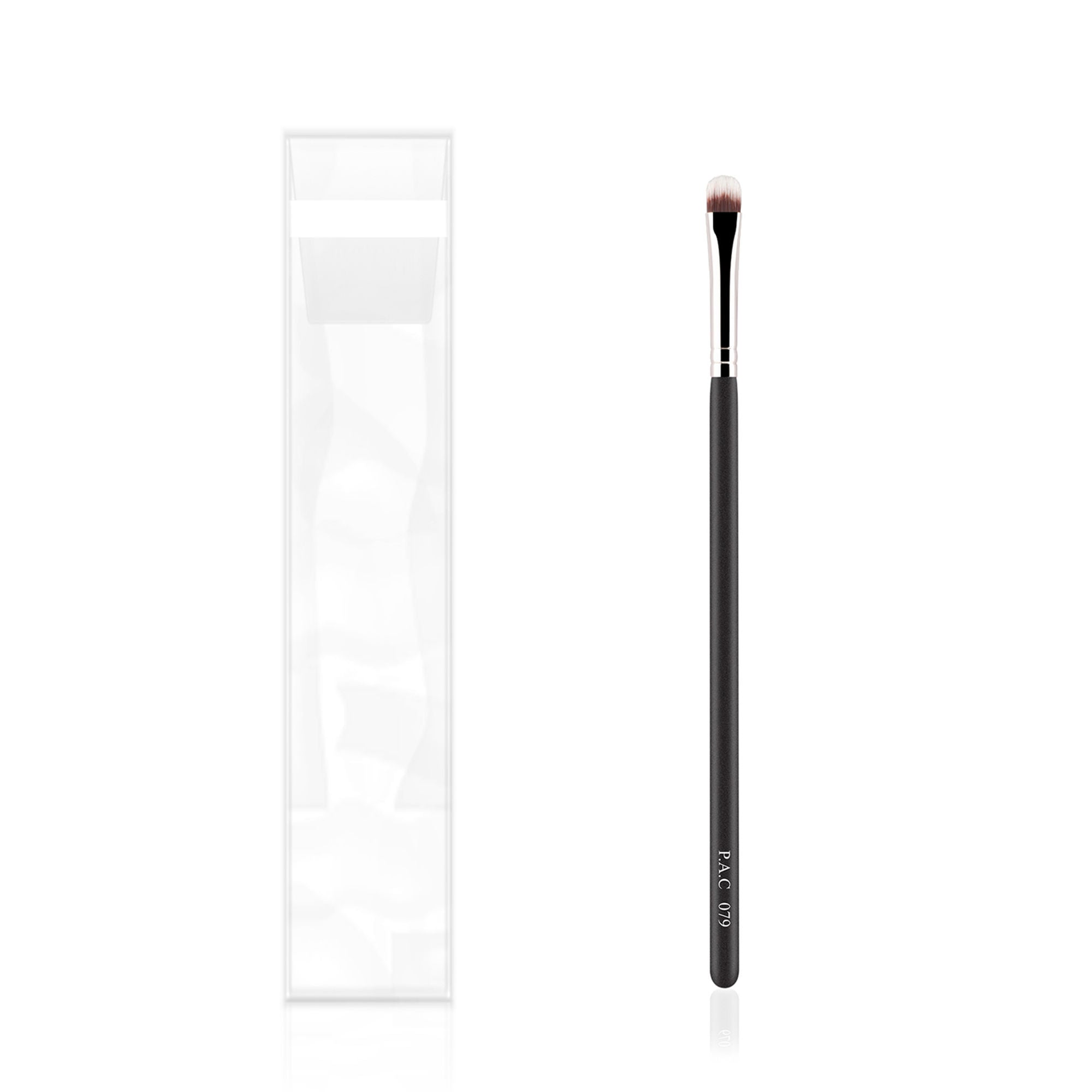 PAC Studio Eyeshadow Brush - 079