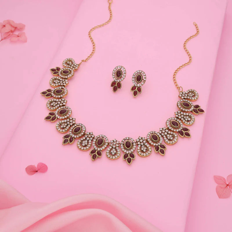 Tehzeeb Creation gold pleated maroon colour choker with dangle earrings THZ281