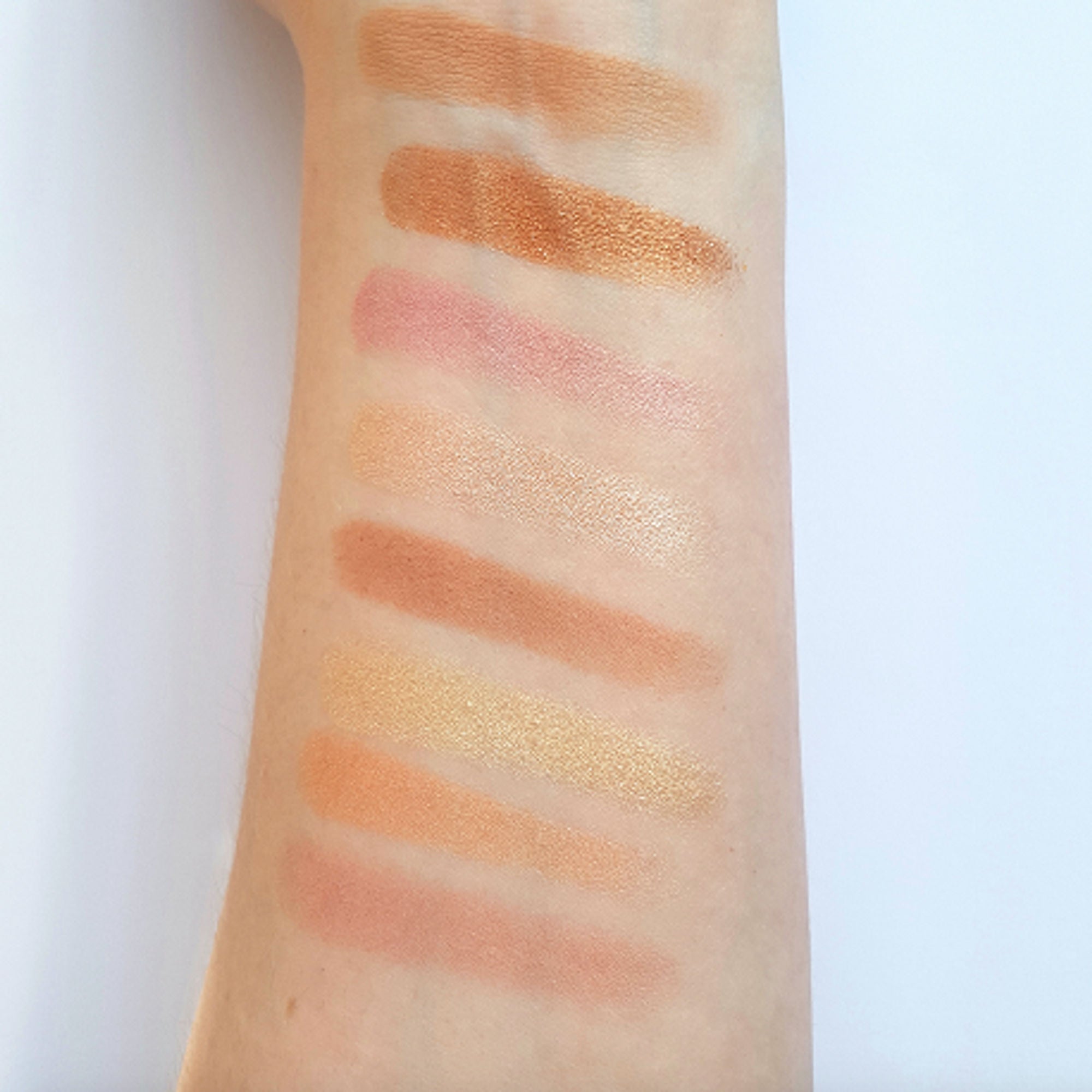 Makeup Revolution Golden Sugar 2 Rose Gold Ultra Professional Blush Palette