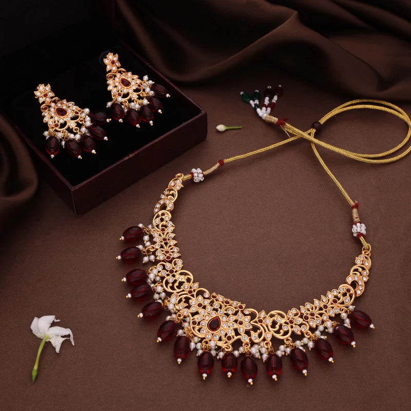 Tehzeeb Creation gold pleated maroon & green colour nacklace with stud THZ329
