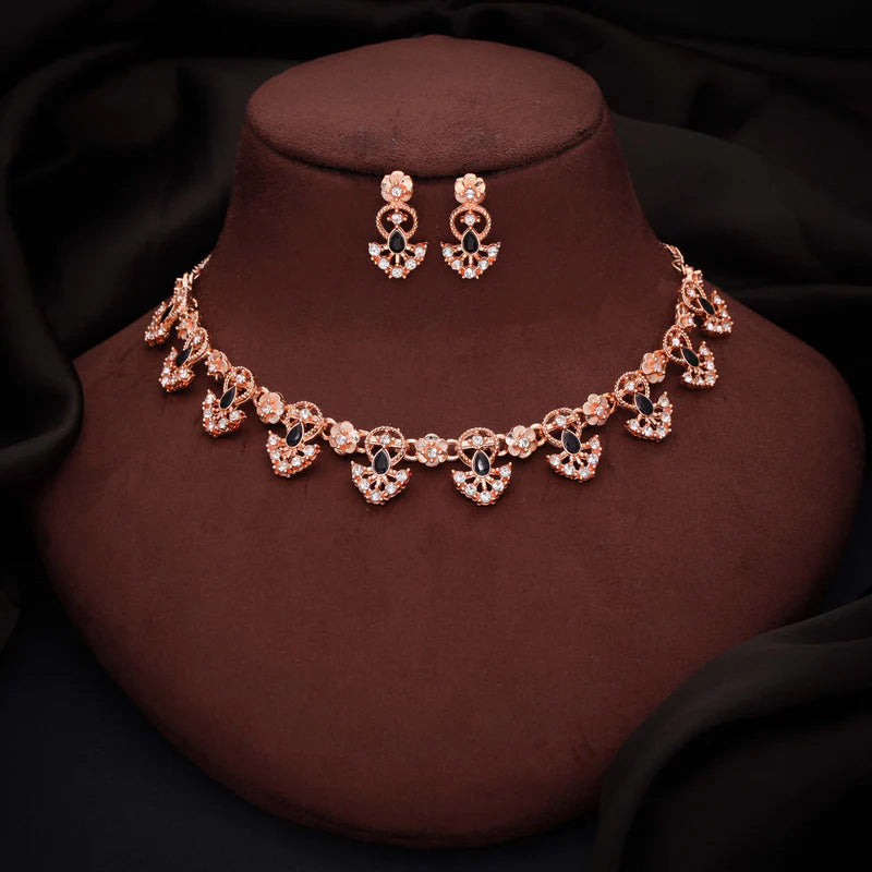 Tehzeeb Creation gold pleated black colour nacklace with earrings THZ348