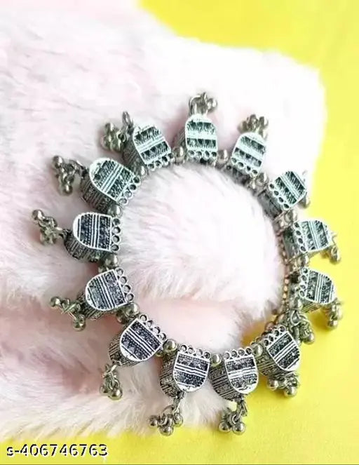 WOMENS MULTY COLOUR OXIDISED OPENABLE BANGLE THZ024