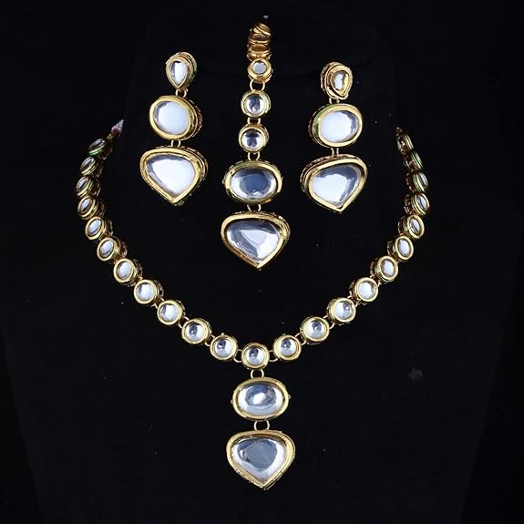 Tehzeeb Creation Back Meenakari 18k Gold Plated White Color Tika Earring Combo Jewellery Set Uncut Kundan Big Faux Kundan Dibbi Kundan Choker Necklace Set for Girl's & Women thz488