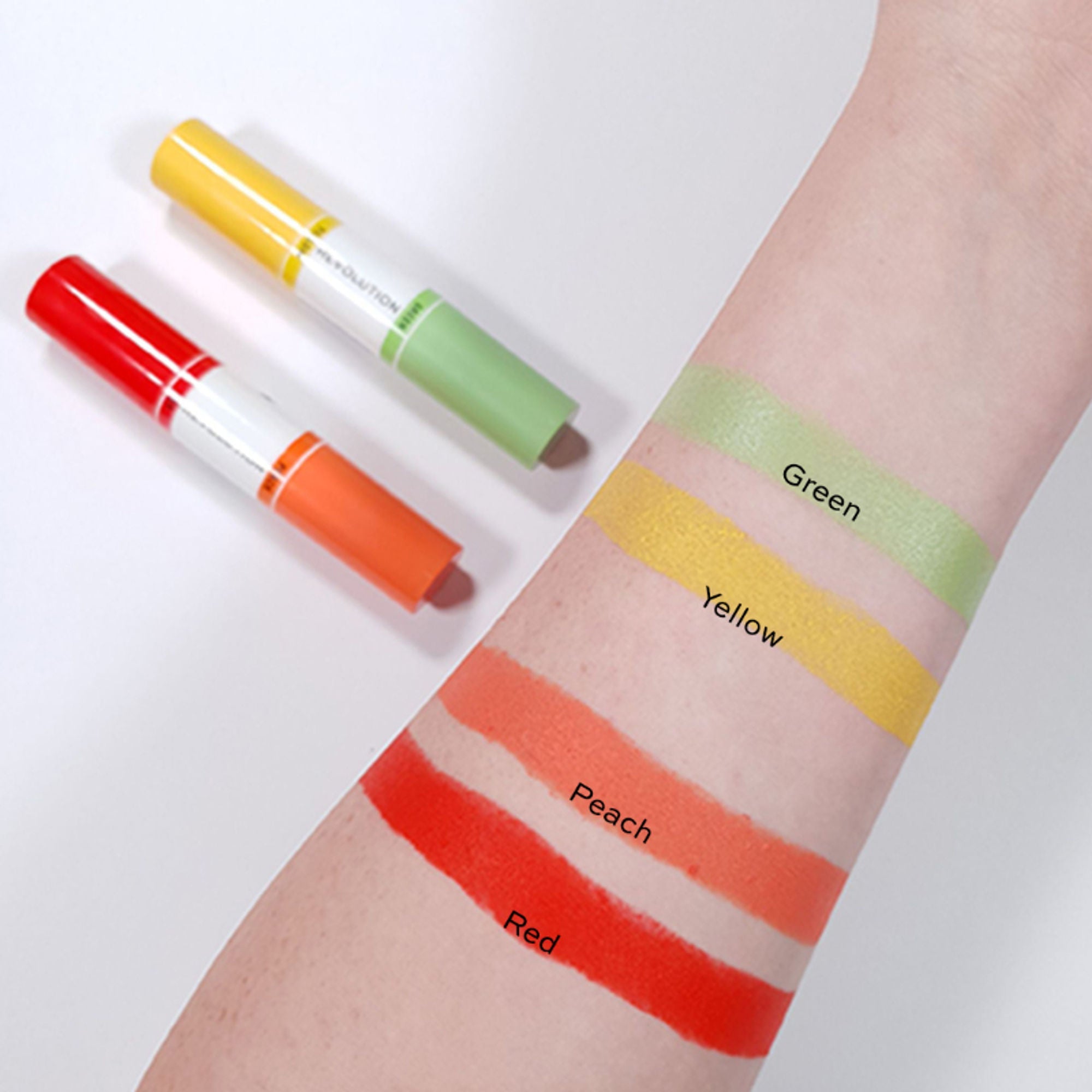 Makeup Revolution Correct And Transform - Red - Peach