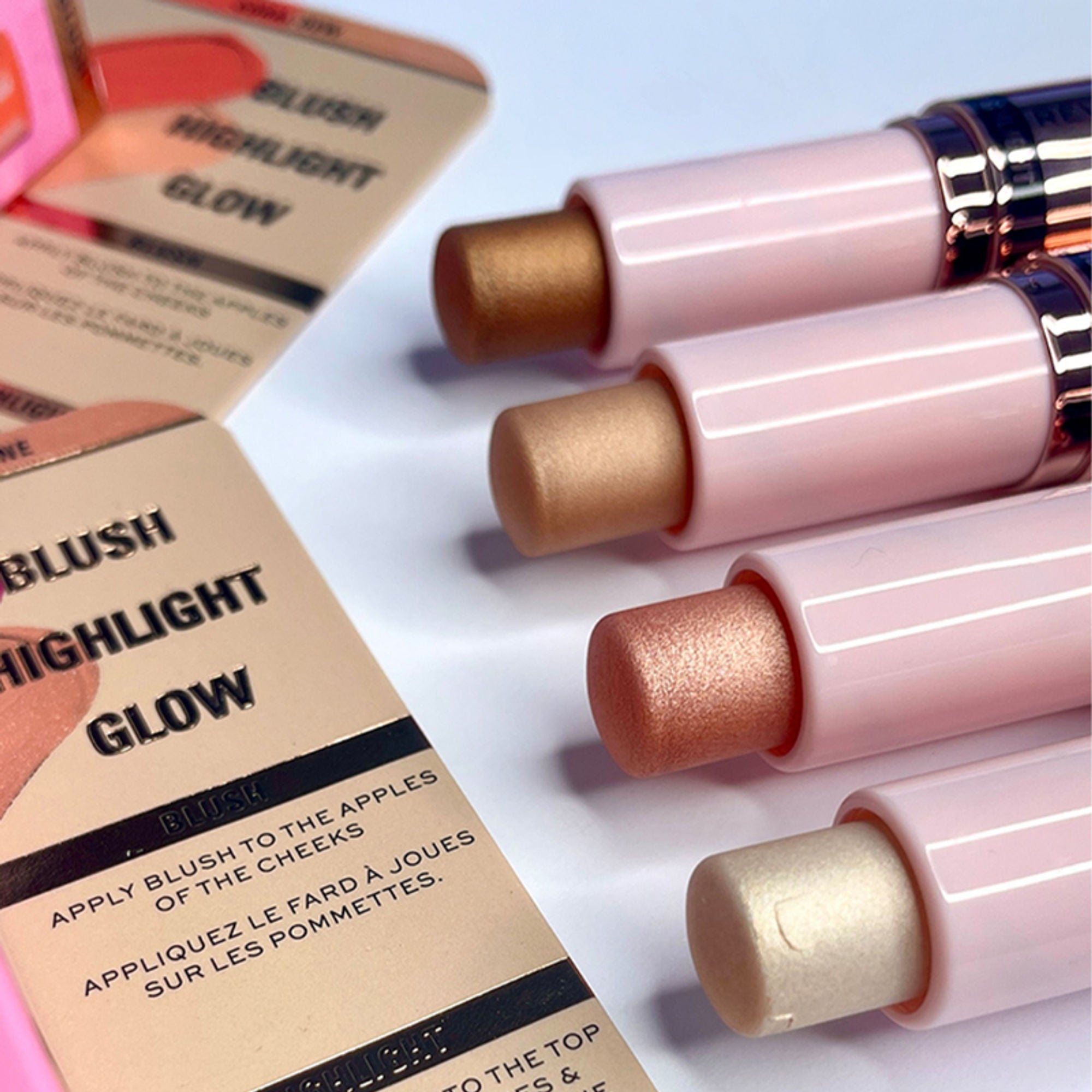 Makeup Revolution Blush & Highlight Stick - Coral Dew