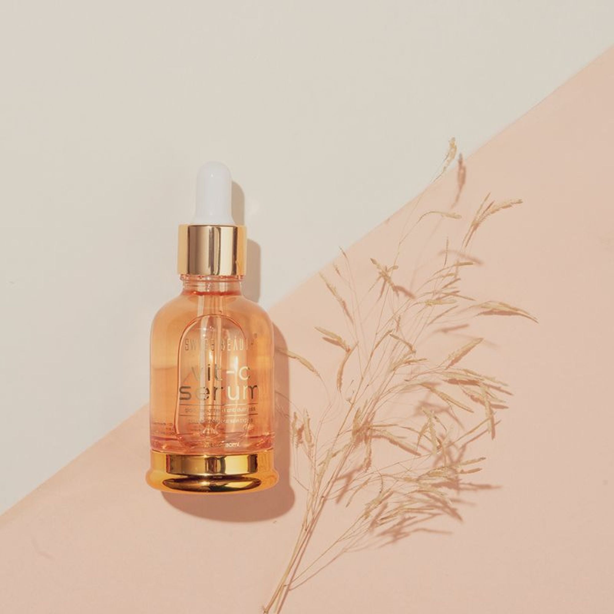 Swiss Beauty Vit-c Serum
