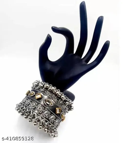 WOMENS OXIDISED AFGHANI STYLE BANGLE (KADHA) WITH GHUNGHROO THZ061