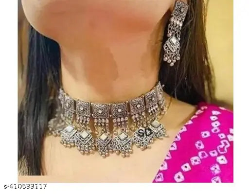 WOMENS SILVER COLOUR OXIDISED NACKLACE SET WITH MIRROR WORK THZ072