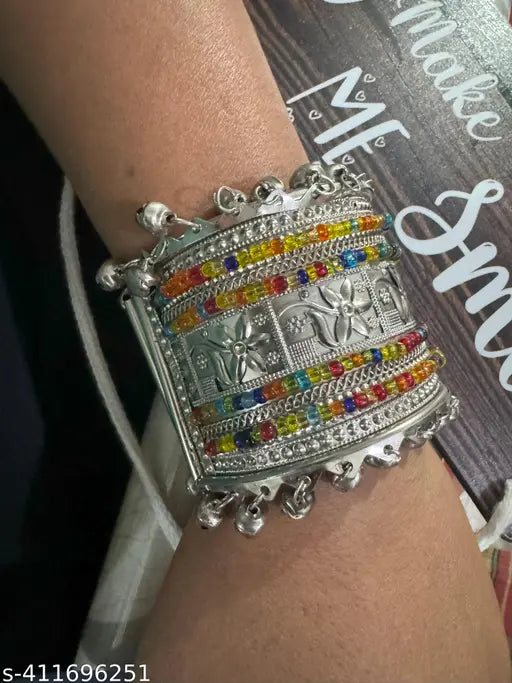 WOMENS SILVOR COLOUR OXIDISED NACKLACE EARRING AND BAGLE SET THZ082