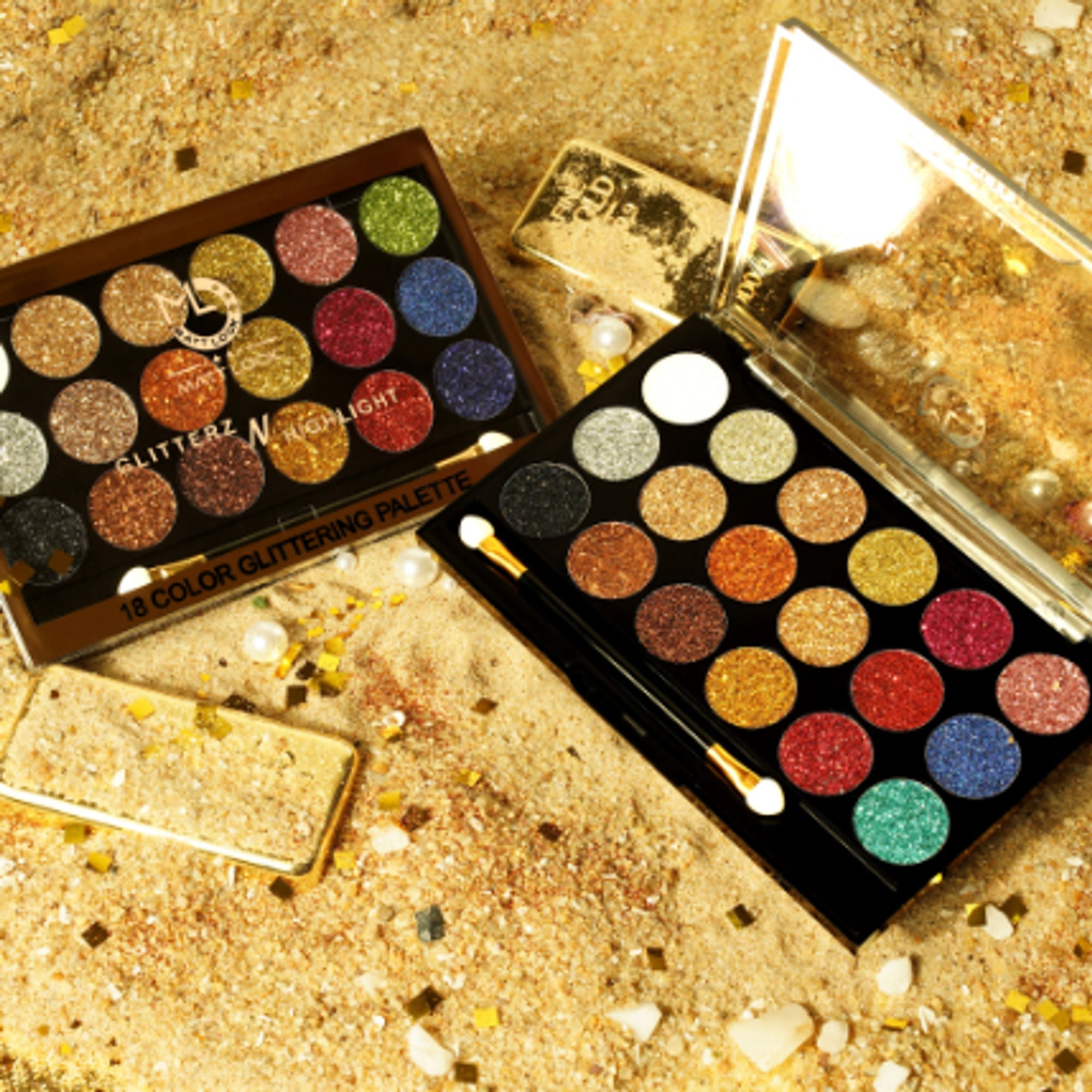Matt Look Glitterz N Highlight 18 Color Glittering Eyeshadow Palette - Classic