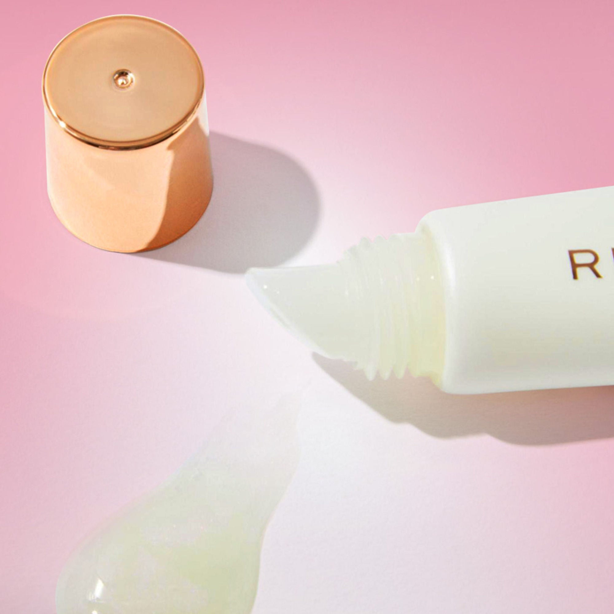 Makeup Revolution Juicy Peptide Lip Balm - Clear Ice