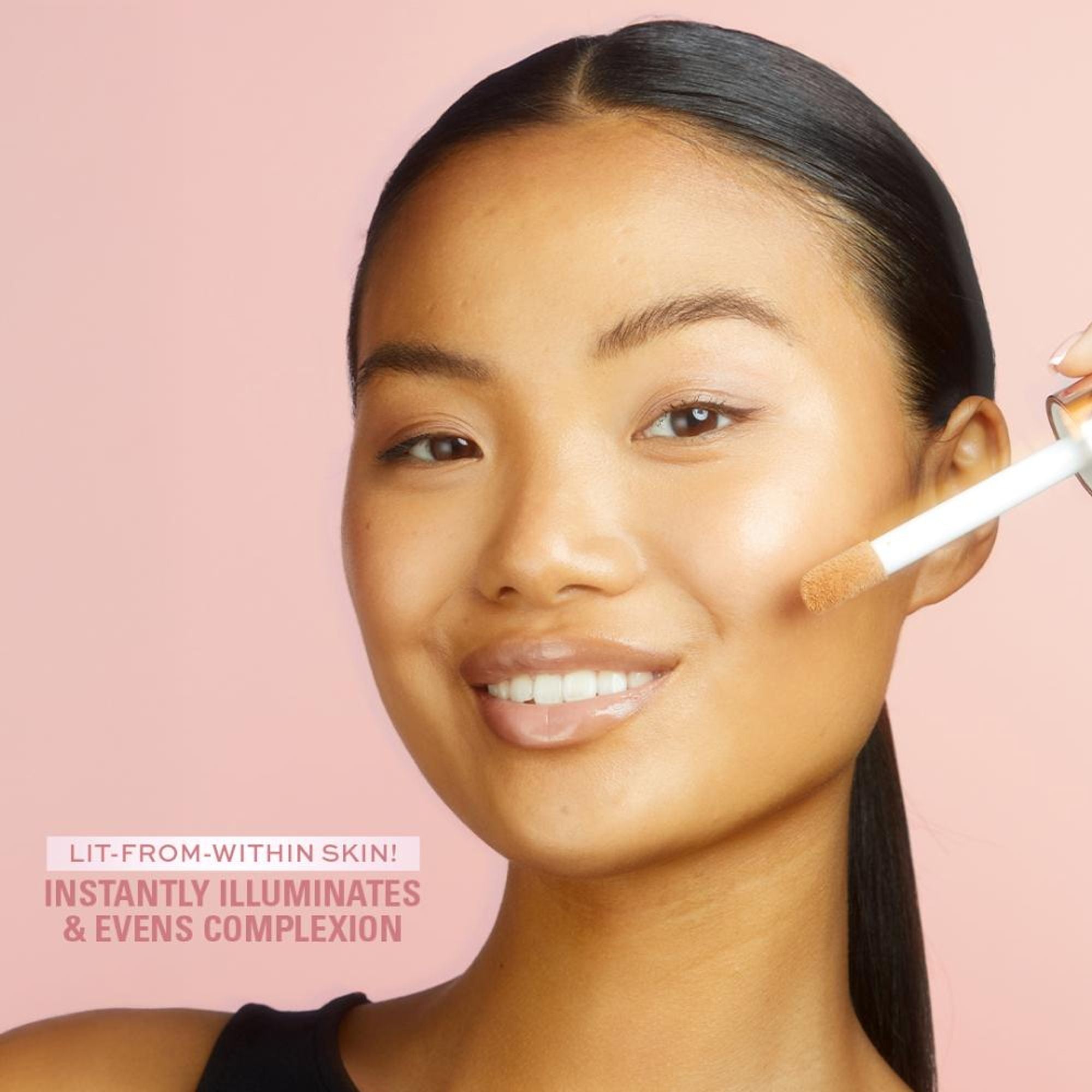 Makeup Revolution Bright Light Face Glow - Illuminate Medium