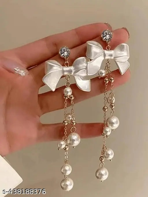 WOMENS WHITE PEARL AND STONE EARRINGS THZ097