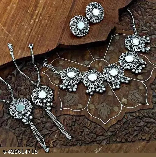 WOMENS SILVER PLEATED NACKLACE SET WITH MIRROR DESIGN THZ096