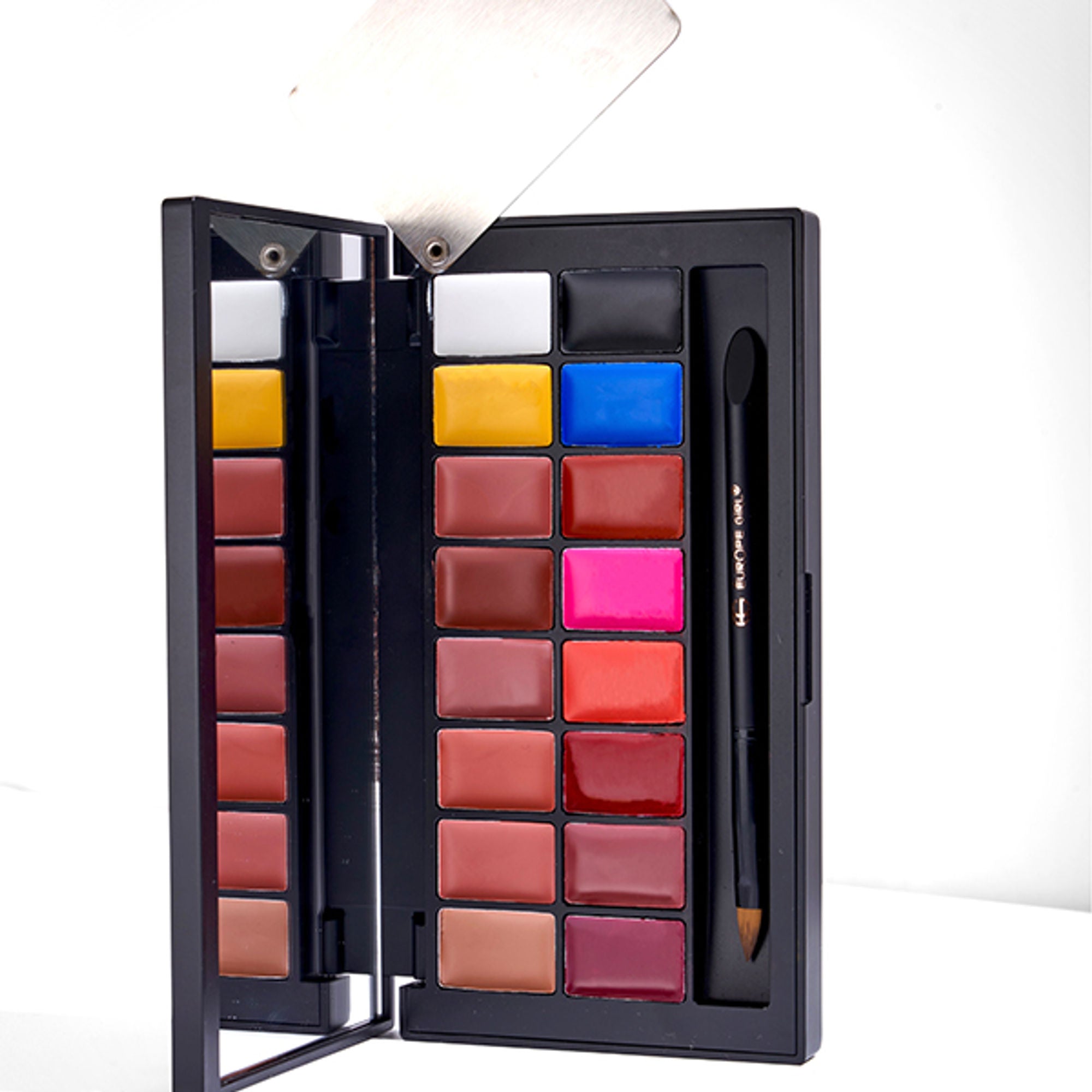 Europe Girl Kiss Me Lip Palette