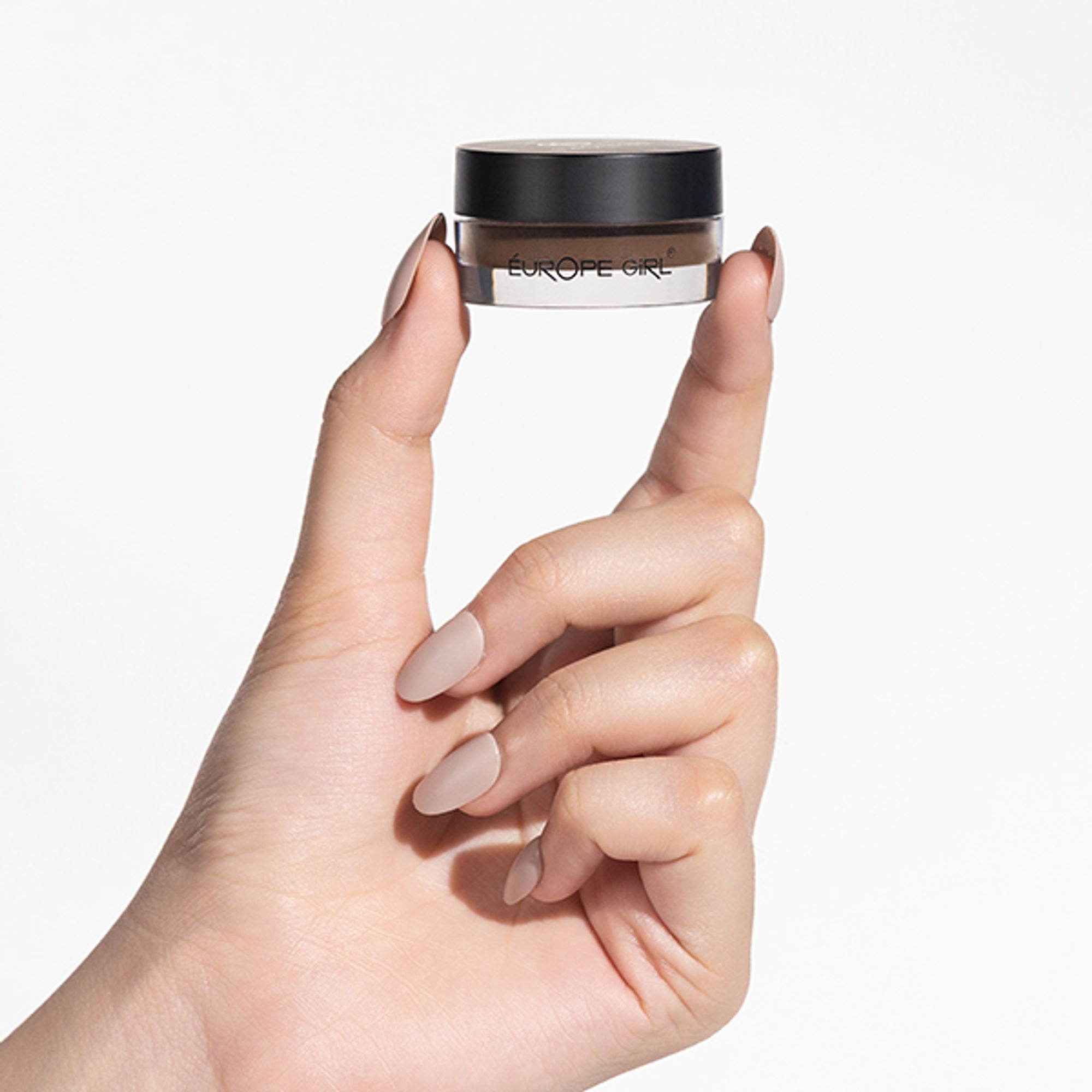 Europe Girl Dipbrow Pomade - Dark Brown