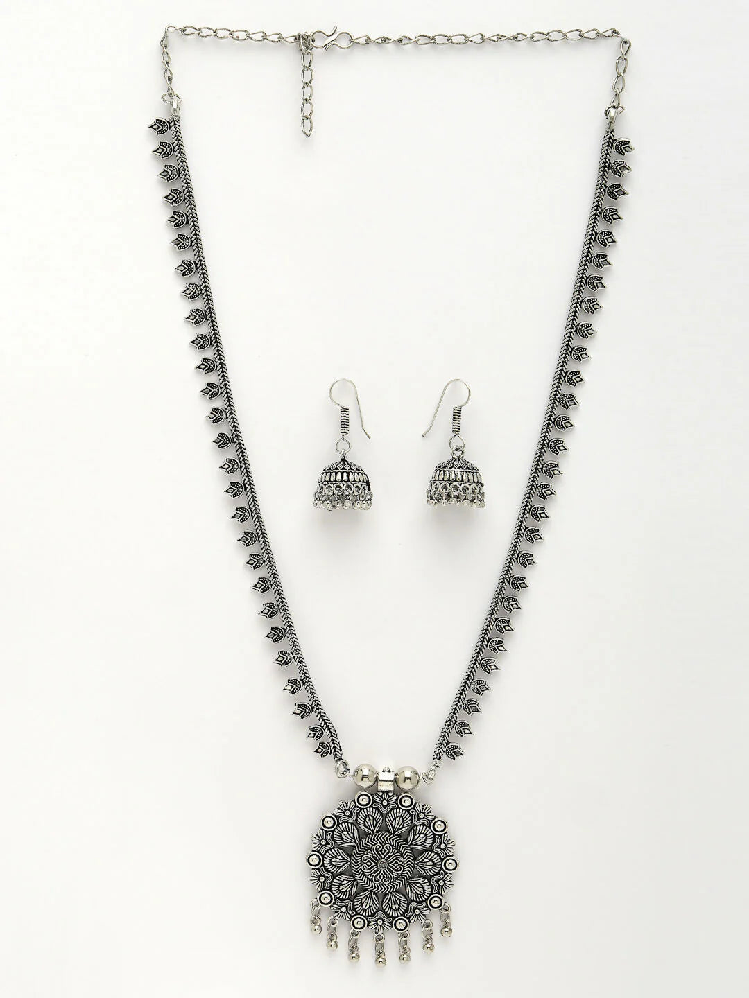 WOMENS SILVER COLOUR OXIDISED EARRING WITH HAIR CHIAN THZ094