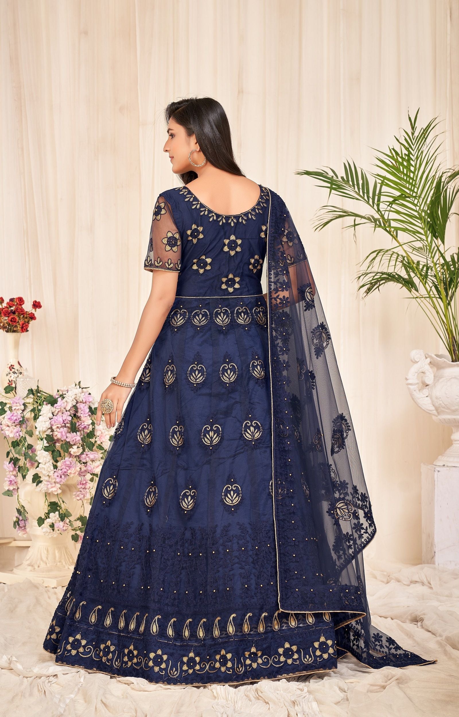 Aastha Navy Blue Dupatta with Net top fabric Crepe Bottom fabric