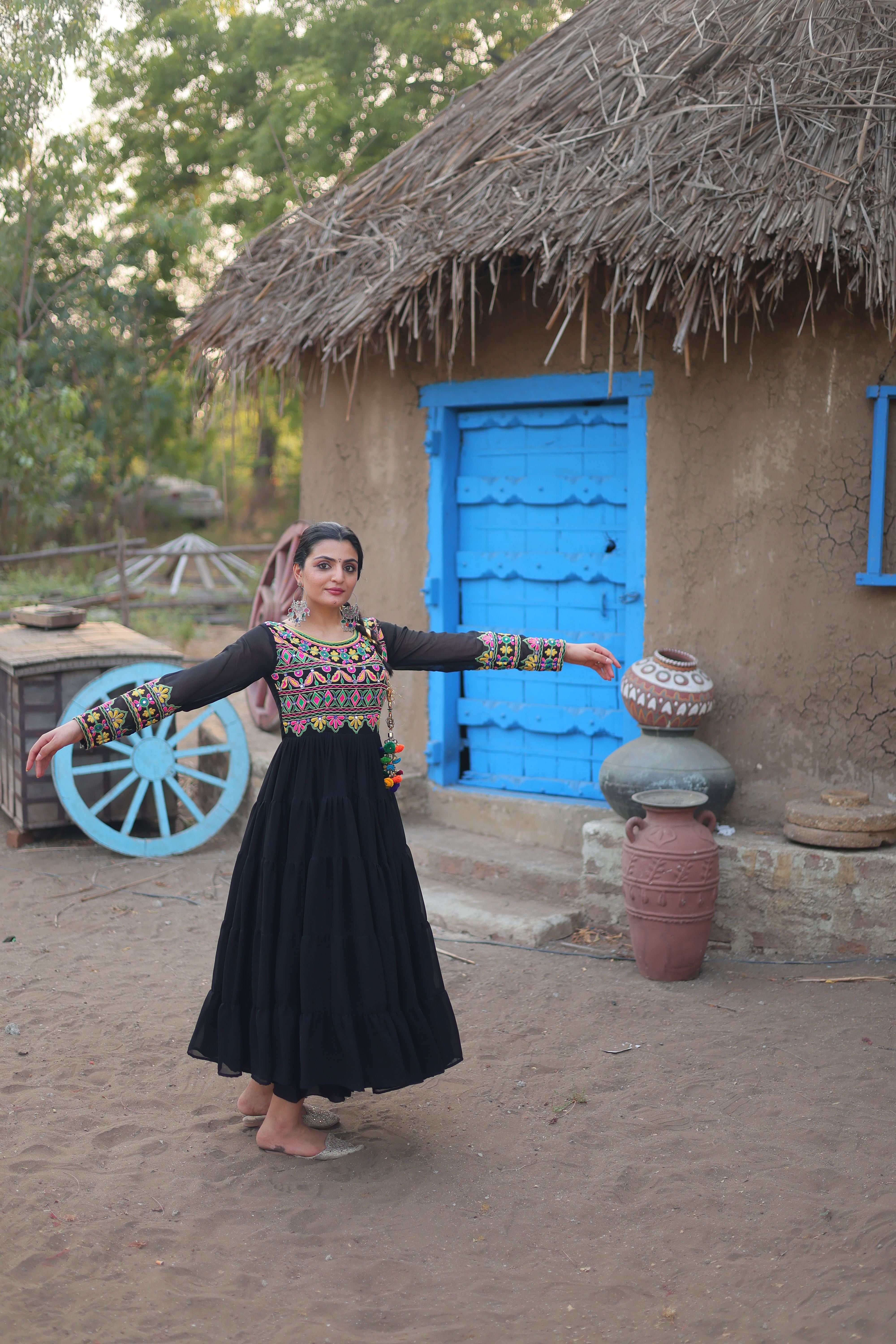 Aastha Black with Gown Blooming Faux Georgette Kutchi Gamthi Work