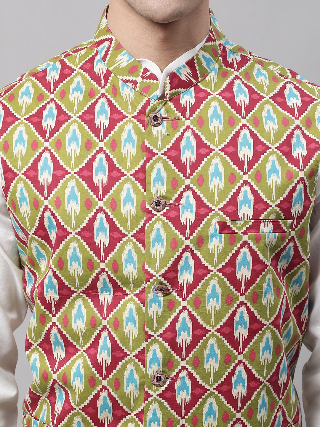 Men off-White Solid Kurta Pyjama with Olive Printed Nehru Jacket