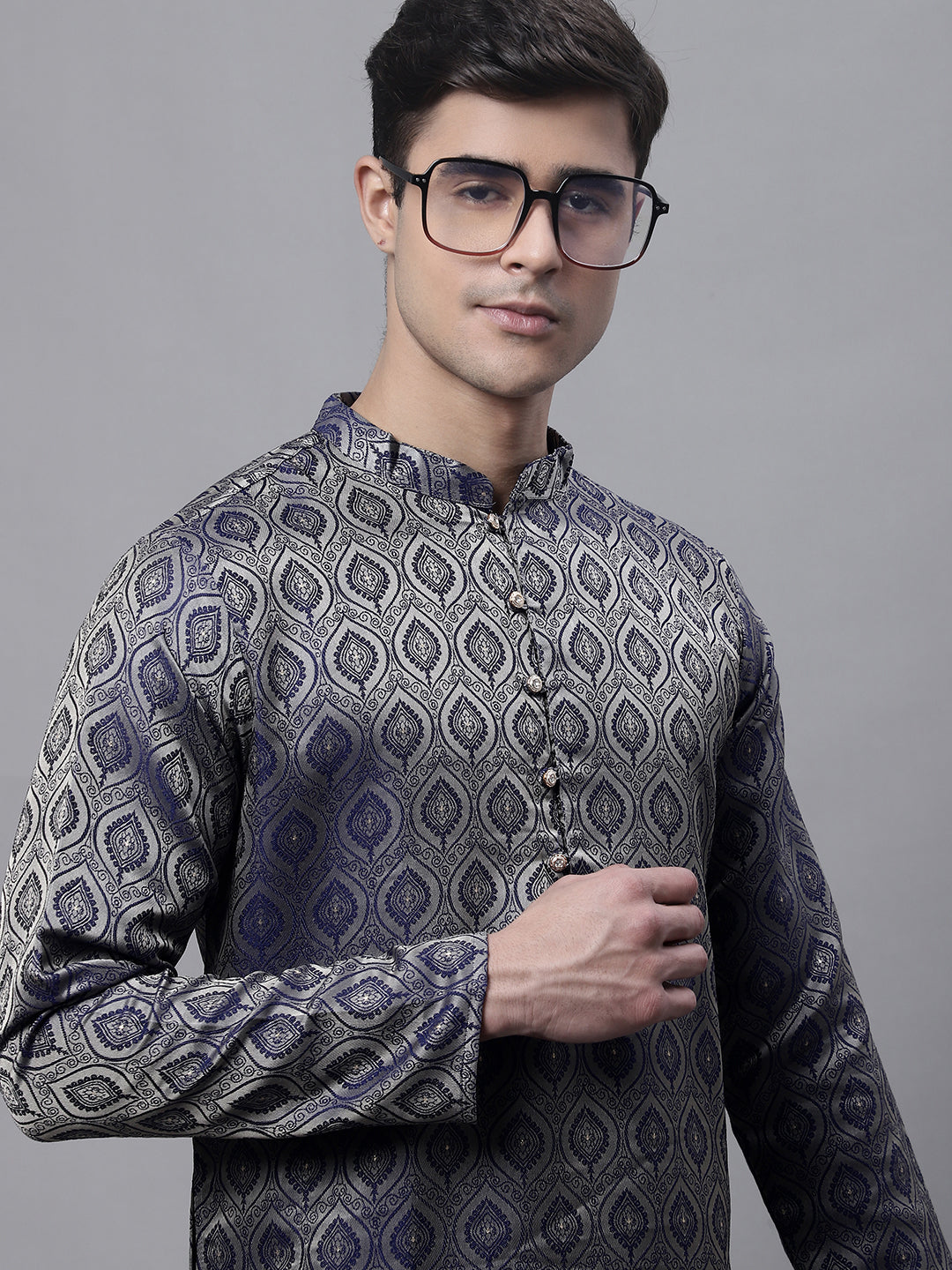 Men Ethnic Navy Blue Woven Design Kurta with Pyjamas