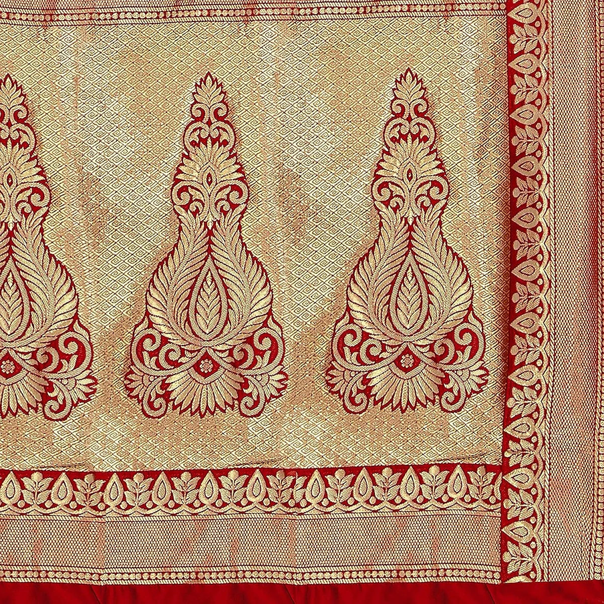 Vamika Red Banarasi Jacquard Weaving Saree