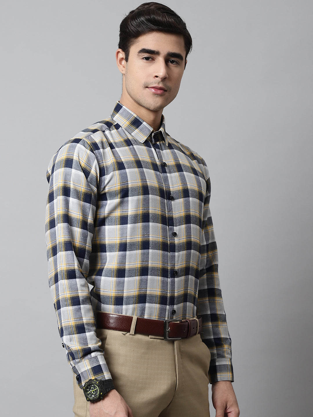 Men Navy Blue and Grey Checks Regular Fit Cotton Formal Shirt