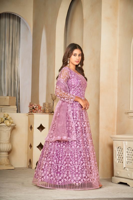 Aastha Light Purple Dupatta with Net top fabric Santoon Net Bottom fabric