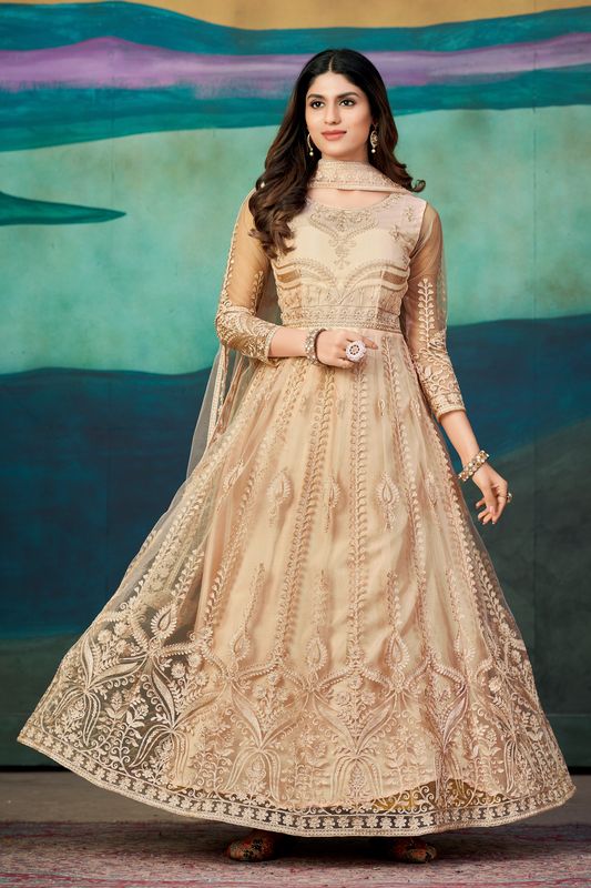 Aastha Peach Dupatta with Net top fabric Crepe Bottom fabric