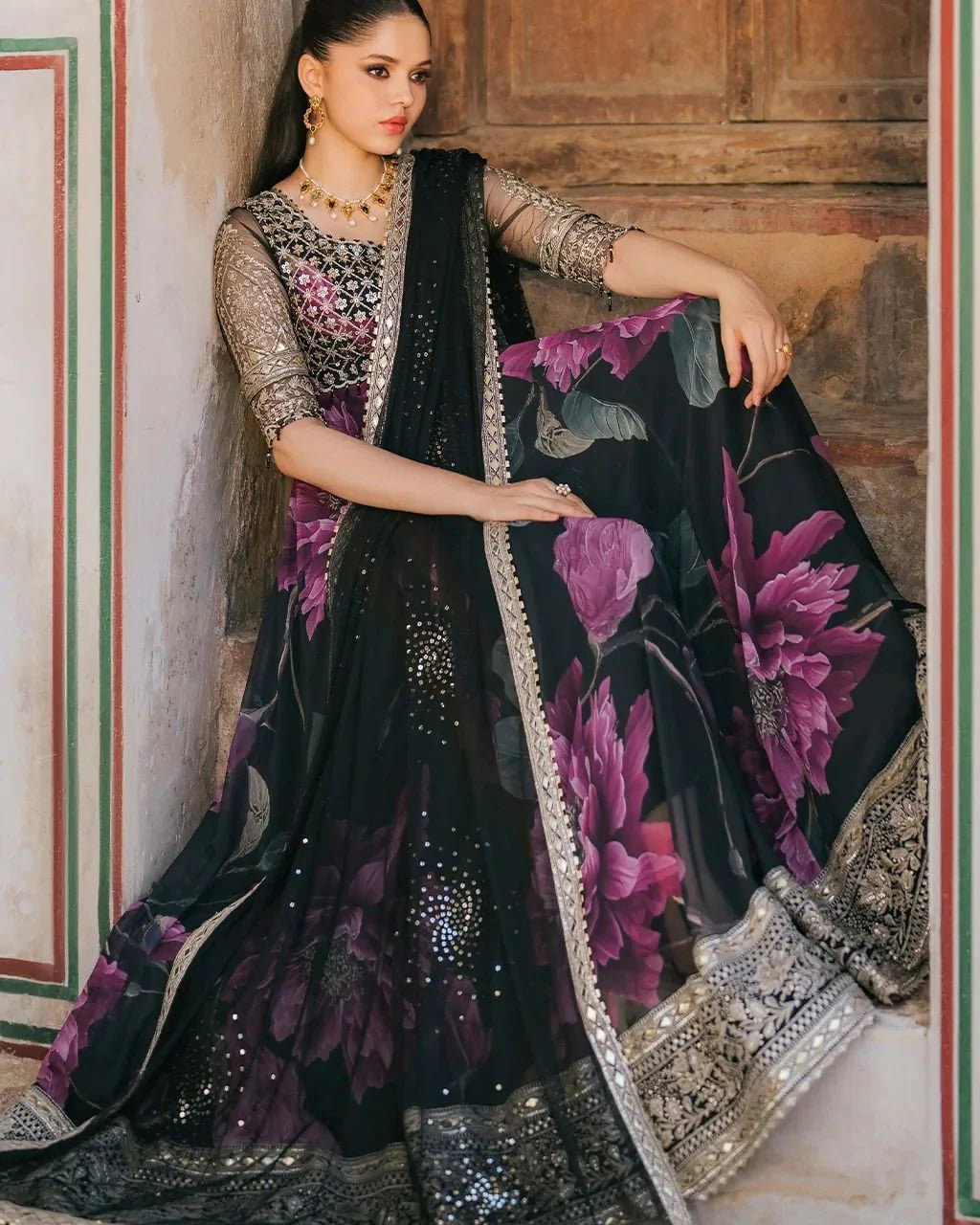 Suvesha Designer Anarkali Suit Set - Black