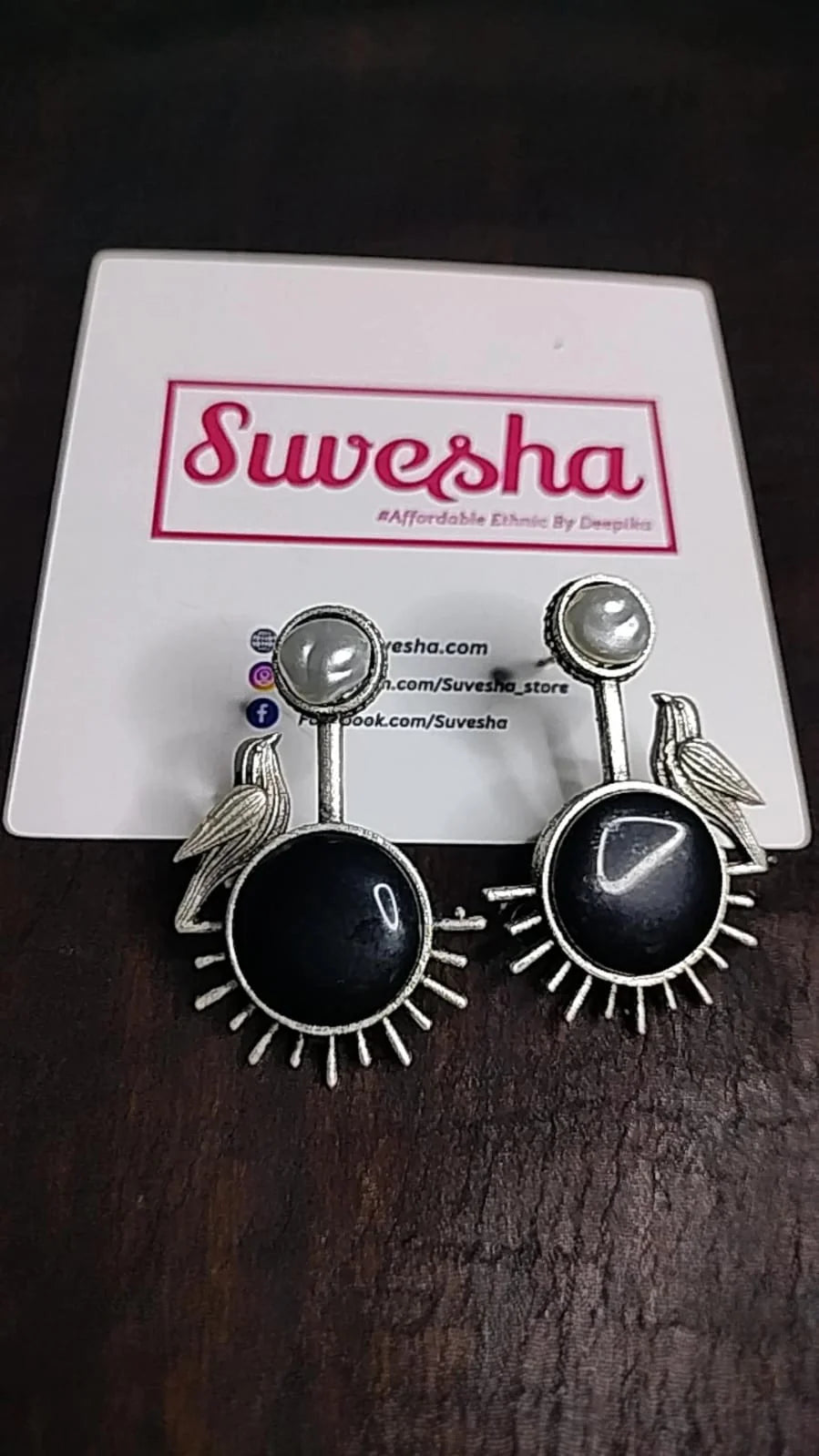 Suvesha Silver Replica Monalisa Stone Earrings