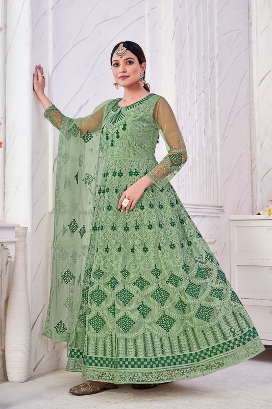 Aastha parrot Green Dupatta with Net top fabric Crepe Bottom fabric