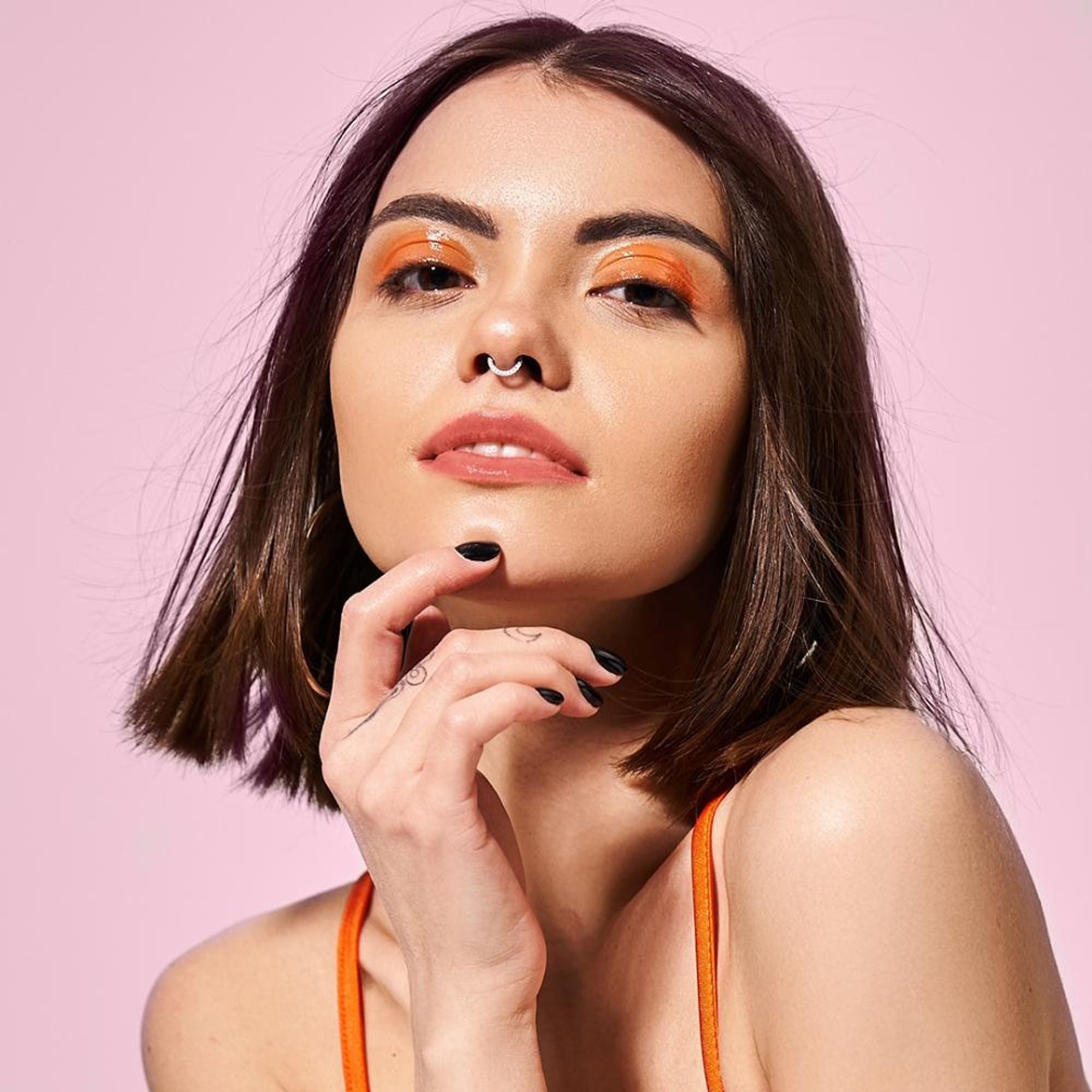 Makeup Revolution Pout Bomb Plumping Lip Liner - Chauffeur Nude
