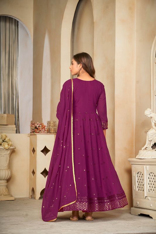 Aastha Purple Dupatta with Net top fabric Georgette Crepe Bottom fabric