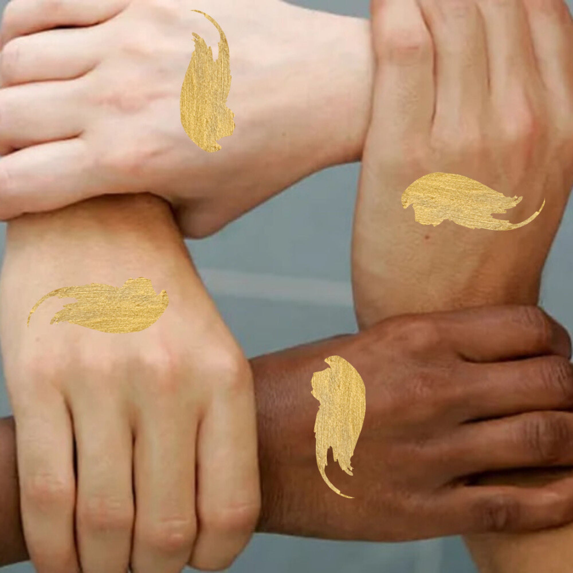 KINDED Mousse Shimmer Highlighter - Golden Glaze