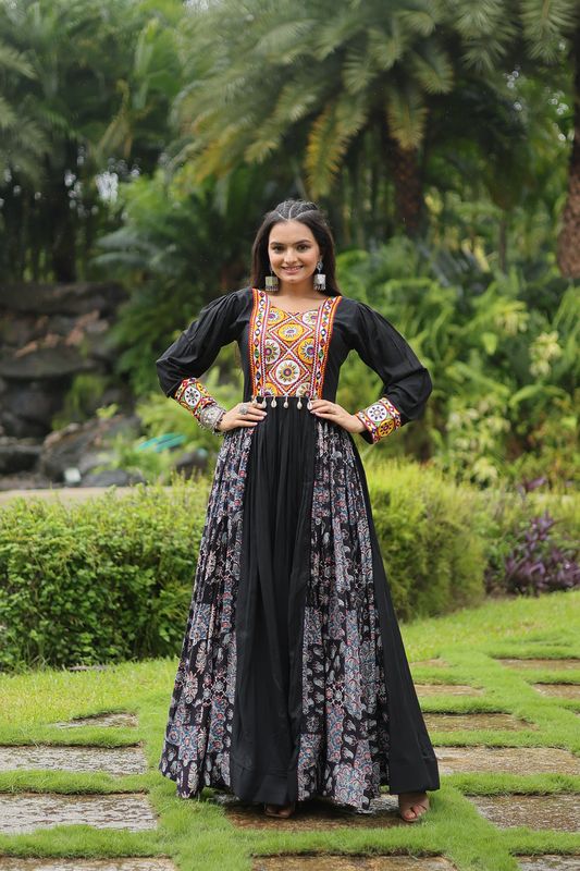 Aastha Black Cotton with Gown Kutchi Gamthi Work