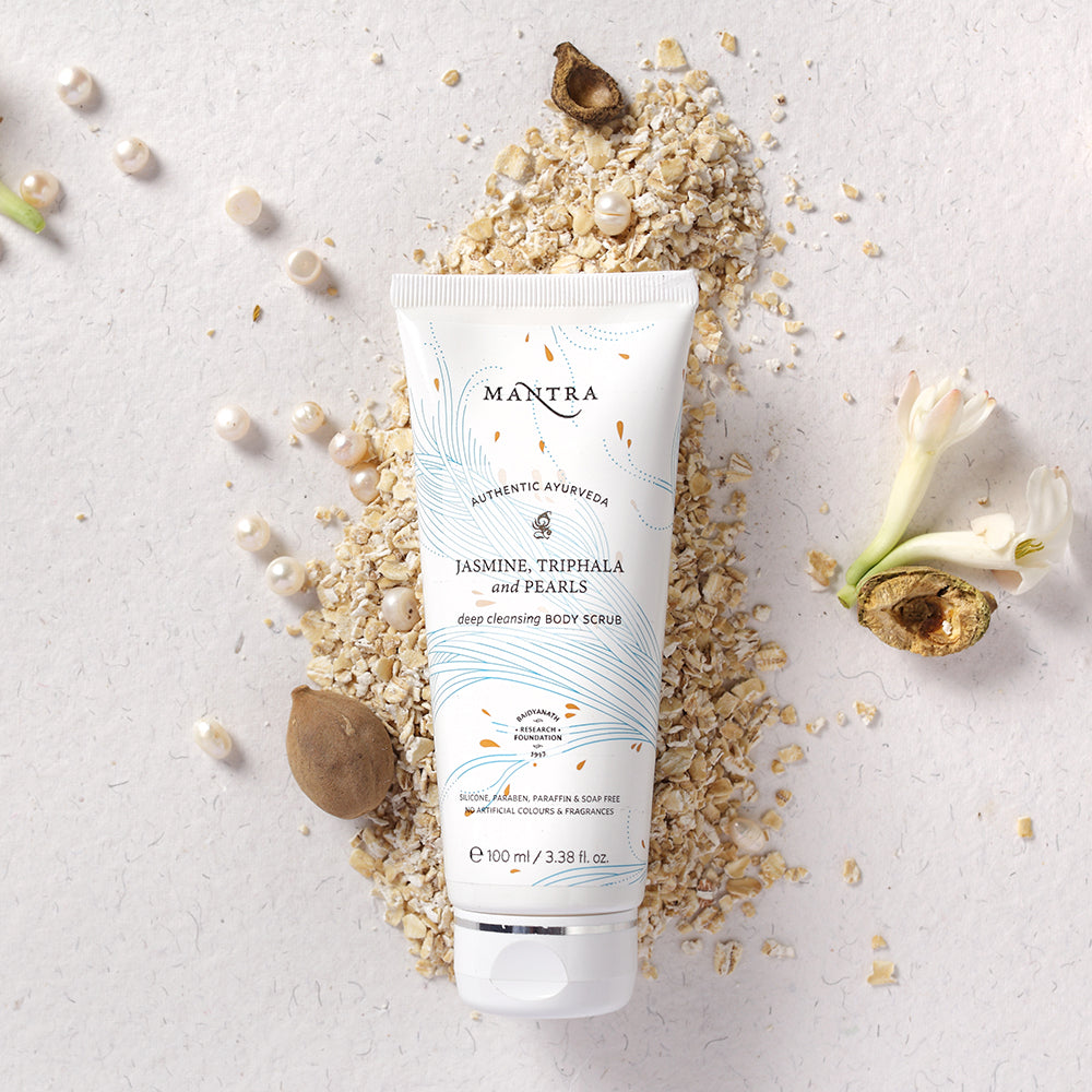 Jasmine Triphala And Pearls Deep Cleansing Body Scrub - Image 2