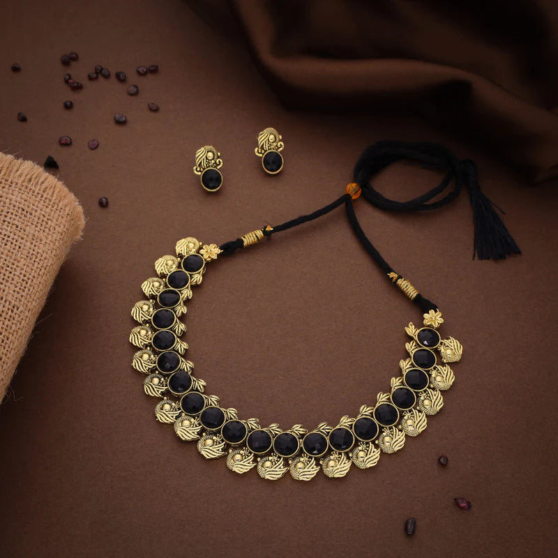 Tehzeeb Creation Black Colour Gold Plated  Stone Jewellery Choker Necklace set with Matching Pair of stud Earrings THZ133