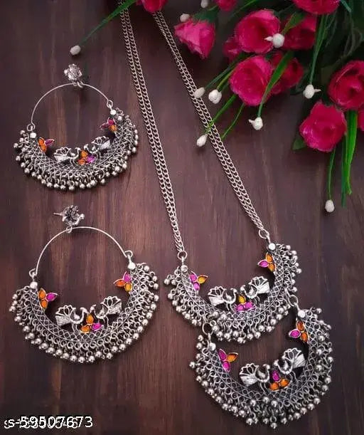 WOMENS SILVER COLOUR OXIDISED NACKLACE AND EARRINGS WITH PEACOCK DESIGN  THZ018