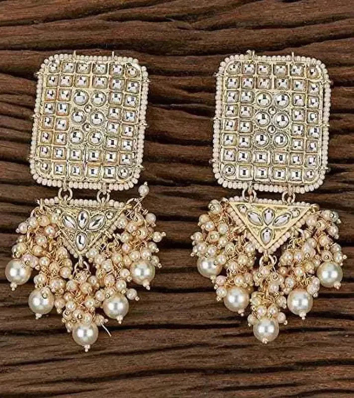 Tehzeeb Creation WHITE GOLD TRANDING  STYLE DROP & DANGLERS EARRING with tika FOR GIRLS & WOMEN Diamond, Pearl Brass Drops   THZ191