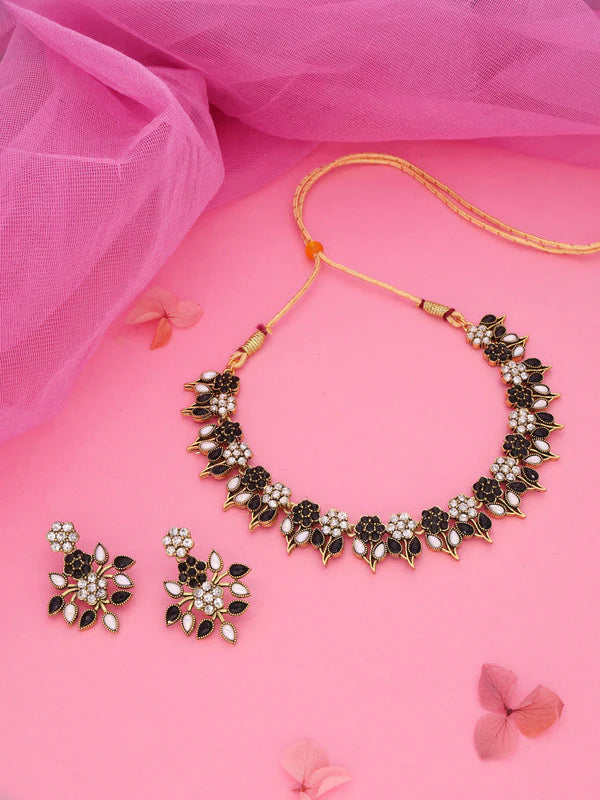 Tehzeeb Creation Black & White Gold pleated stone studded Nacklace with earrings  THZ201