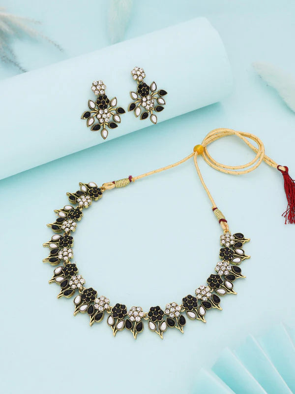 Tehzeeb Creation Black & White Gold pleated stone studded Nacklace with earrings  THZ201