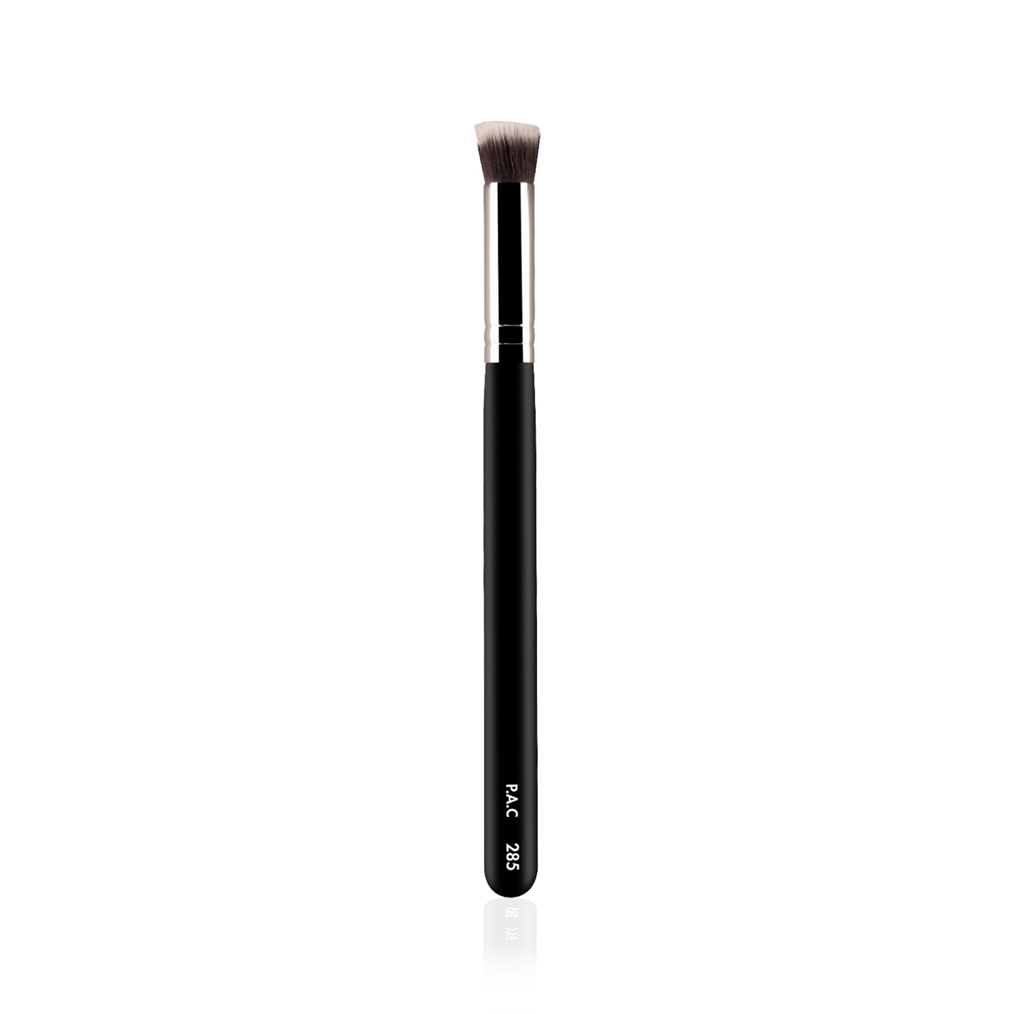 PAC Studio Concealer Brush - 285