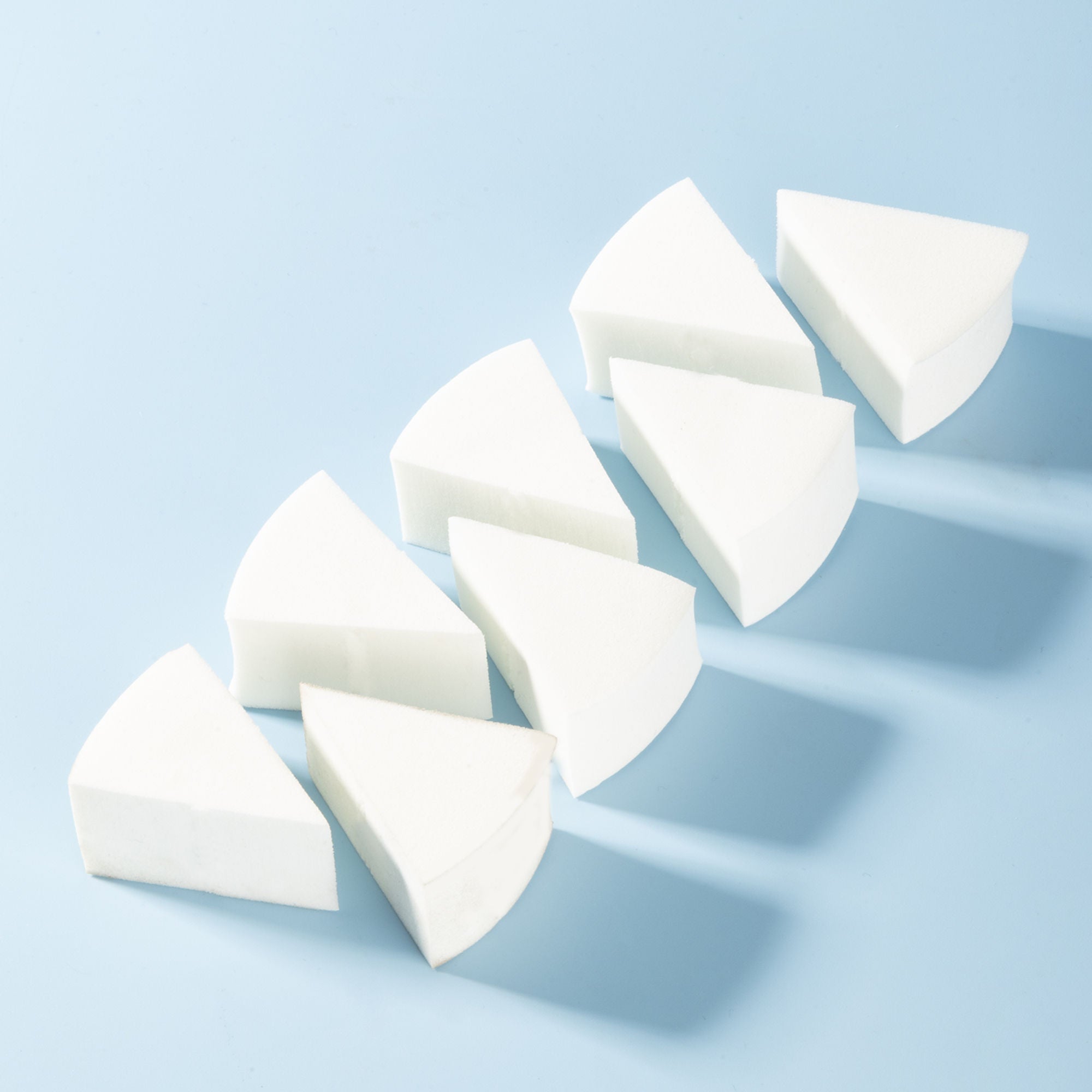 PAC Studio Makeup Sponge (Triangle Pie)(White)