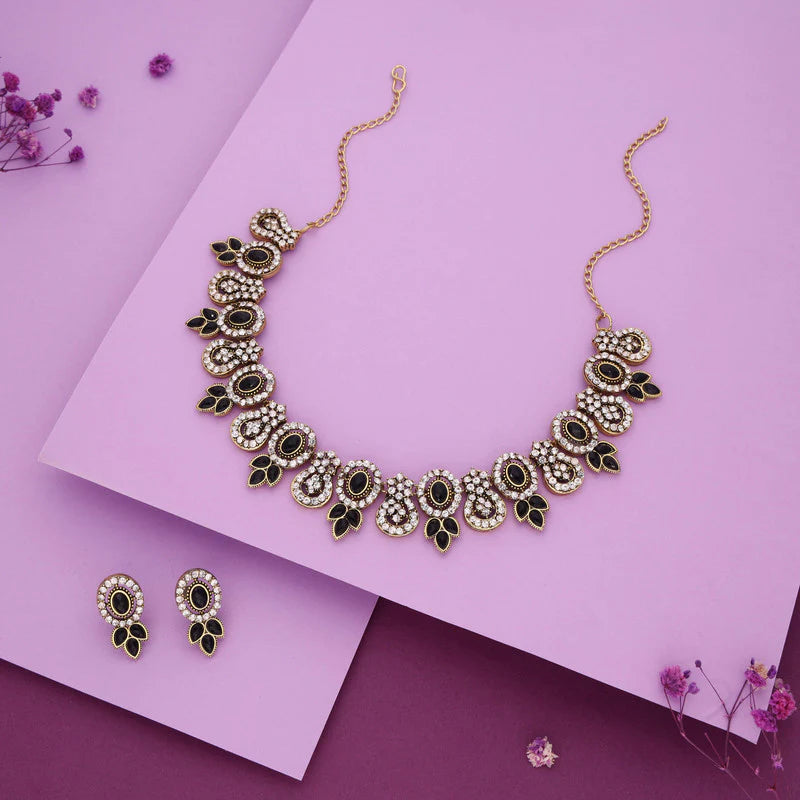 Tehzeeb Creation gold pleated black colour choker with dangle earrings THZ284