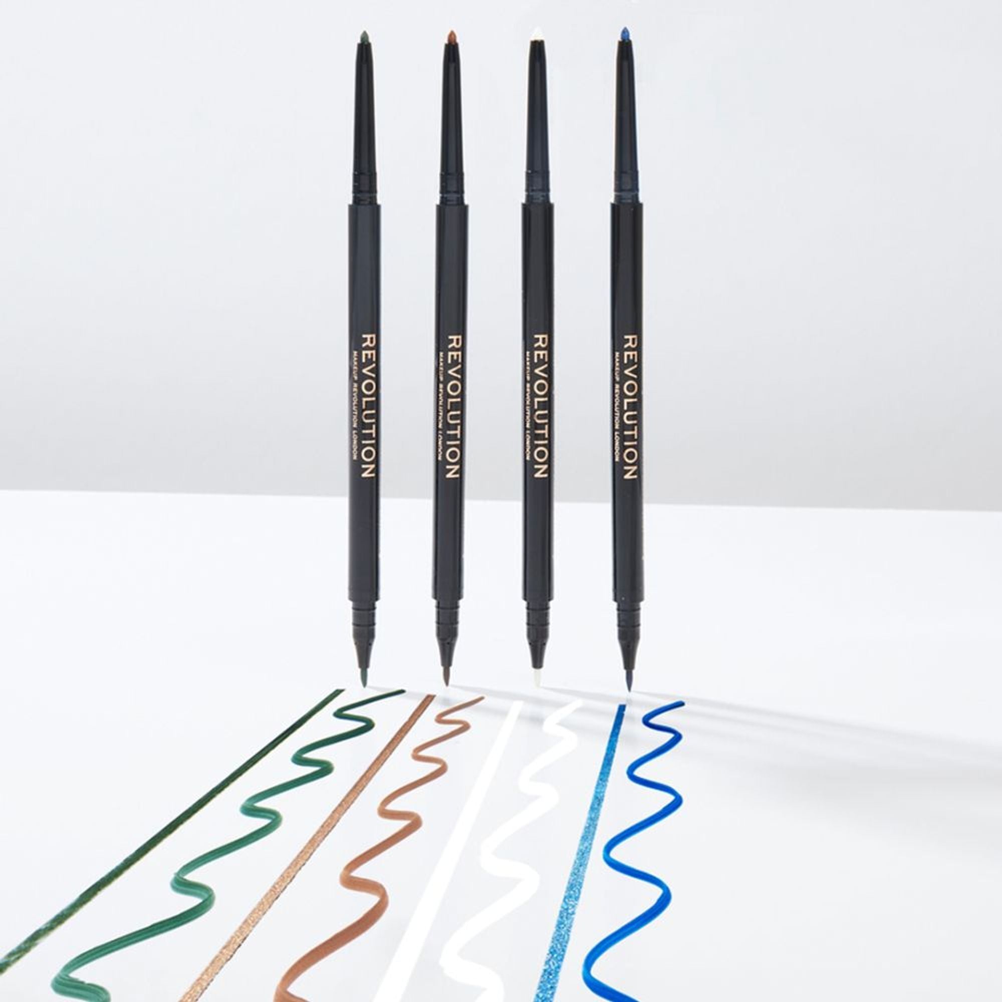 Makeup Revolution Felt & Kohl Eyeliner - White